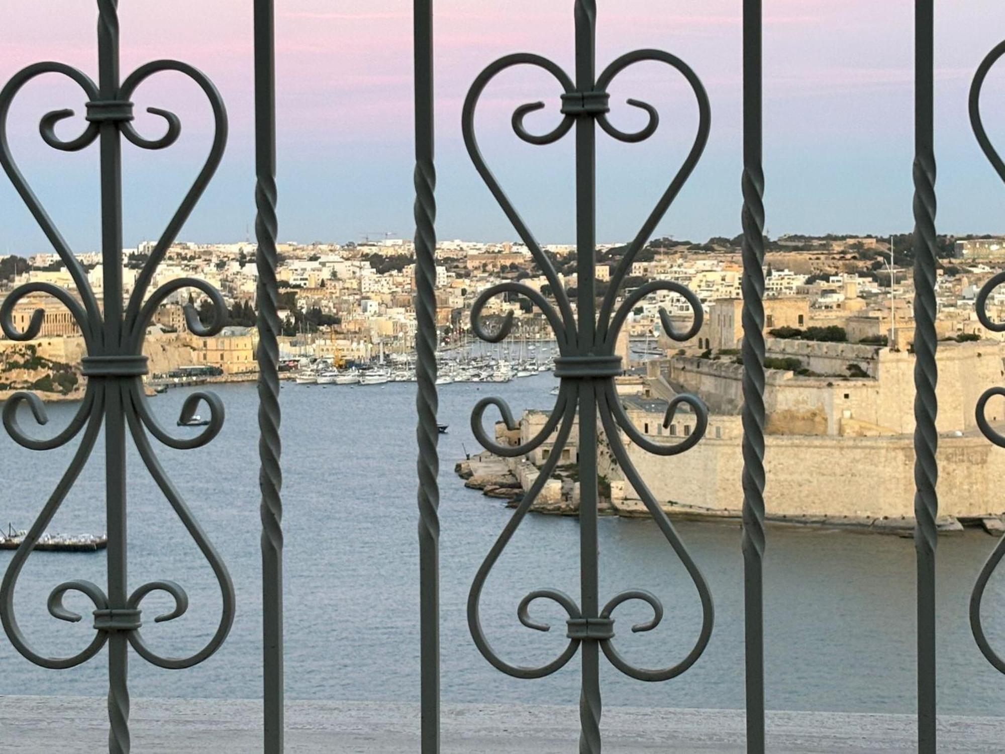 Battery House Hotel Valletta Buitenkant foto